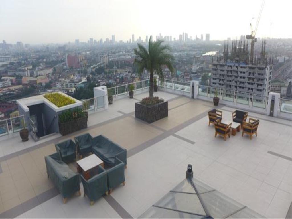 Sorrel Residences Condo Apartment By Fe Manila Esterno foto